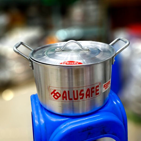 Alusafe Aluminium Saucpan With LID - Image 1