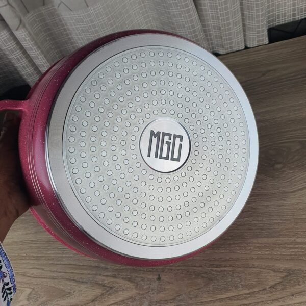 MGC Casserole With Lid 30cm (30-2) - Image 3
